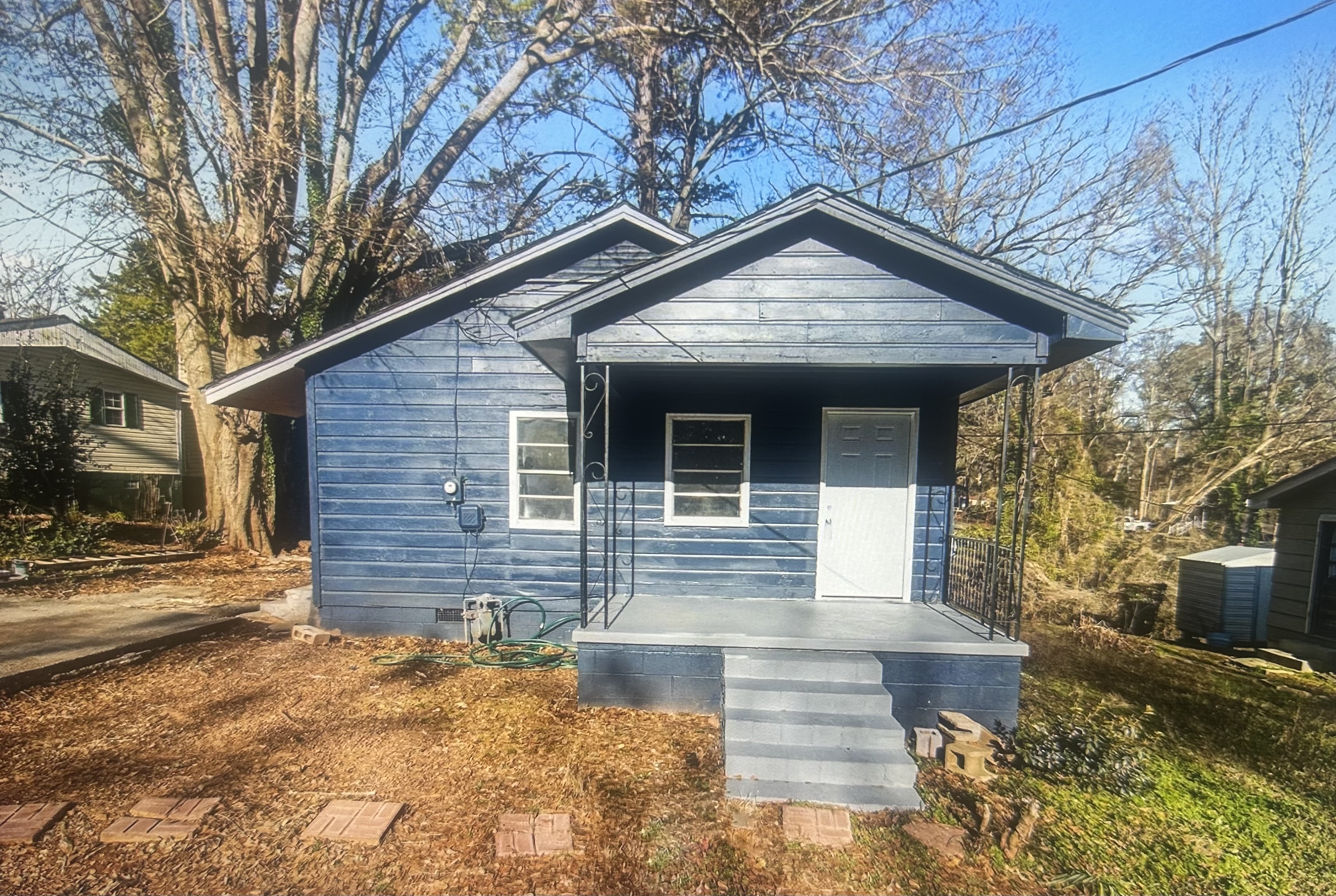 305 Bonner Street